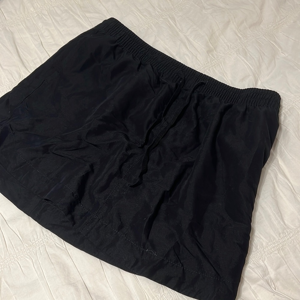 Sporty type Old Navy skirt size medium with drawstring detail and dolphin hem